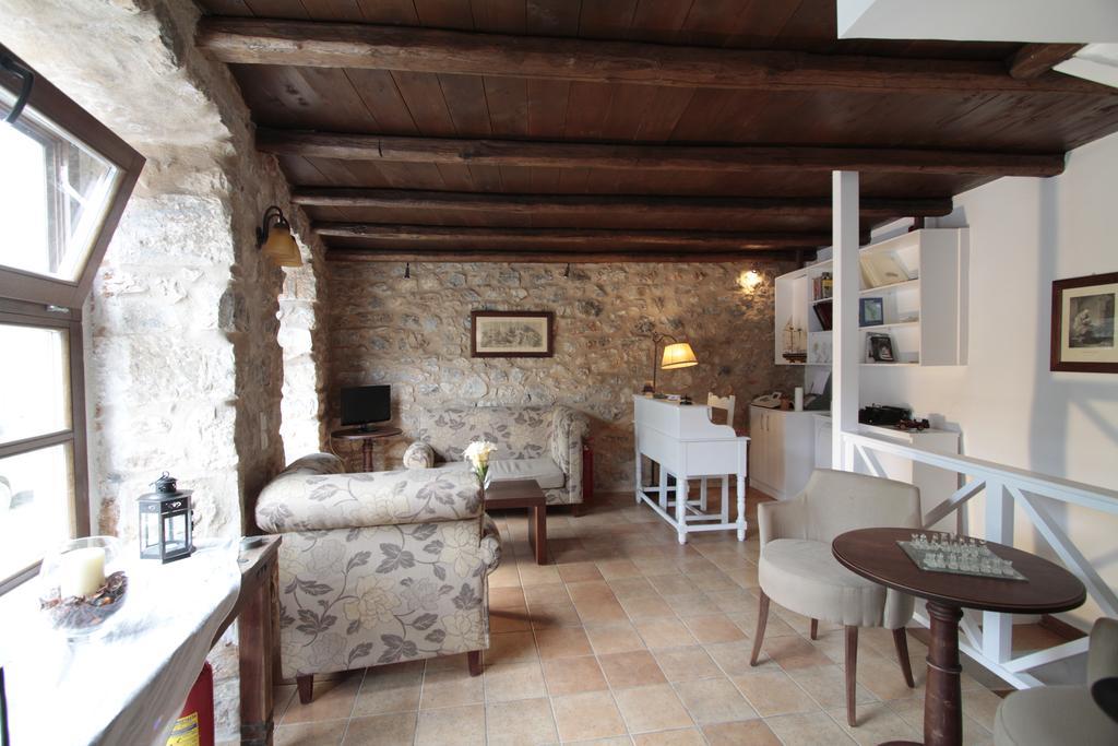 Trapela Areopolis, Boutique Hotel Экстерьер фото
